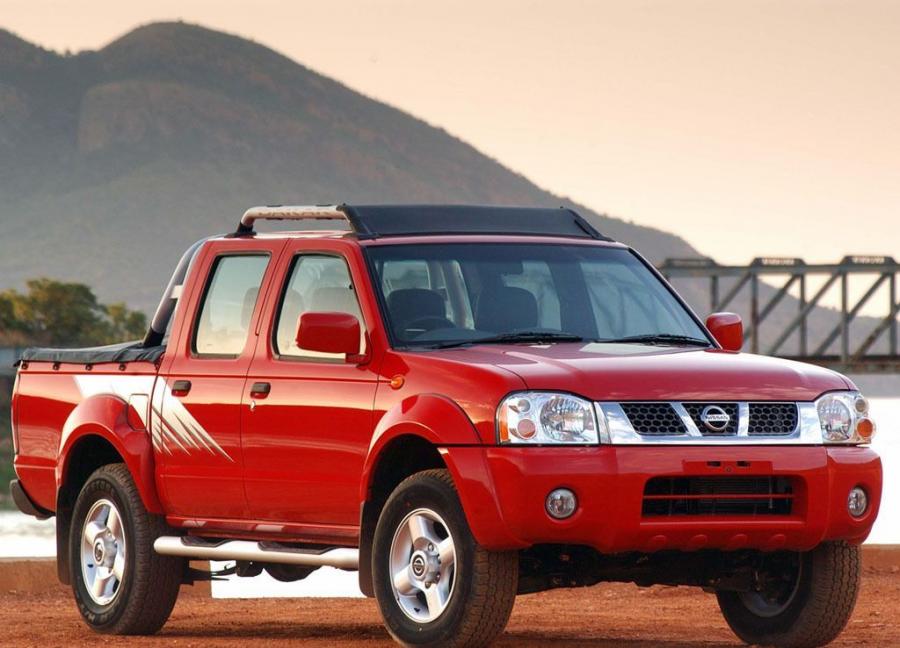  Nissan Hardbody Crew Cab 2002 года  (фото 1 из 2)